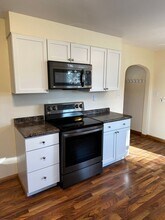 4927 Jeffers Rd in Eau Claire, WI - Building Photo - Building Photo