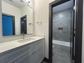 4441 Whitney Oak Ln in Houston, TX - Building Photo - Building Photo