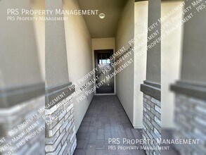 23077 E Reins Rd in Queen Creek, AZ - Building Photo - Building Photo