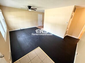 11413 Eastern Ave in Kansas City, MO - Building Photo - Building Photo