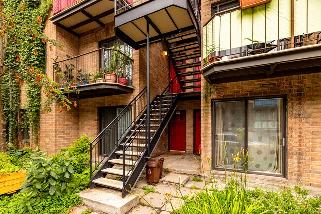 3879 Rivard Rue in Montréal, QC - Building Photo - Building Photo