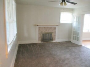 205 Wayne St, Unit 1st Floor in Baden, PA - Building Photo - Building Photo
