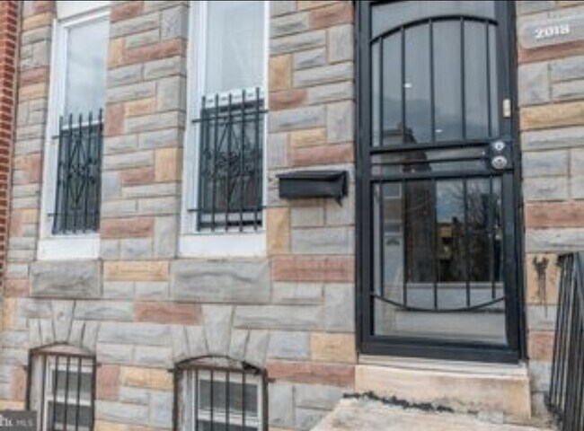 2018 N Monroe St in Baltimore, MD - Building Photo - Building Photo