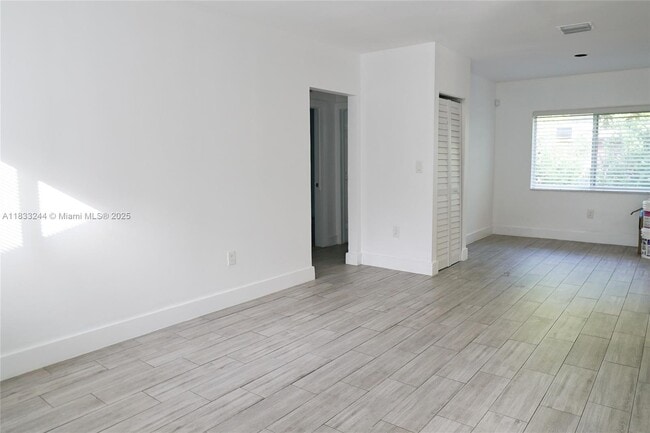 6515 NW 1st Pl in Miami, FL - Building Photo - Building Photo