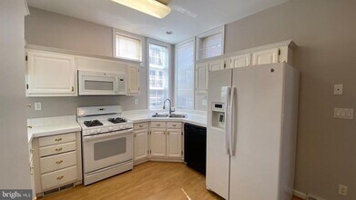 7642 Bluff Point Ln in Elkridge, MD - Building Photo - Building Photo