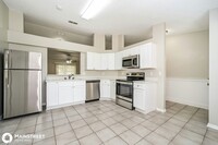 7559 Dover Cliff Dr N in Jacksonville, FL - Building Photo - Building Photo