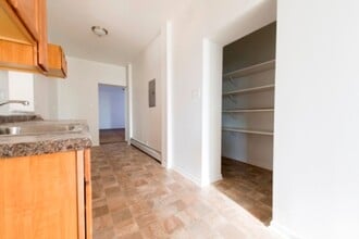 4815 W Monroe in Chicago, IL - Building Photo - Building Photo