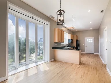 property at 2901 W Washington Blvd