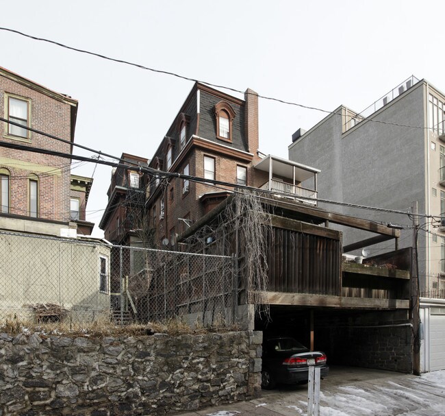 1914 Spring Garden St in Philadelphia, PA - Building Photo - Building Photo