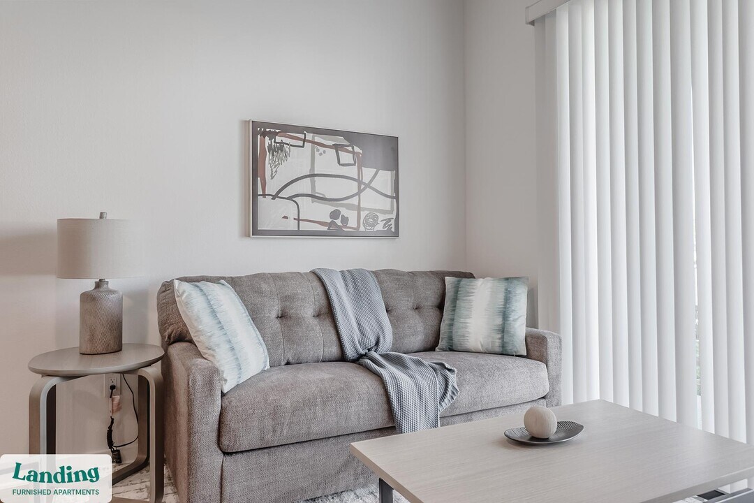 515 Corso Ln in Davenport, FL - Foto de edificio