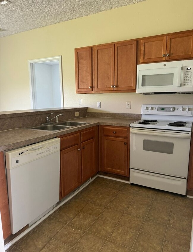 2224 Chase St in Chipley, FL - Building Photo - Building Photo
