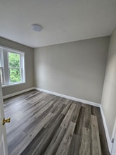 123 Walnut St in Holyoke, MA - Foto de edificio - Building Photo