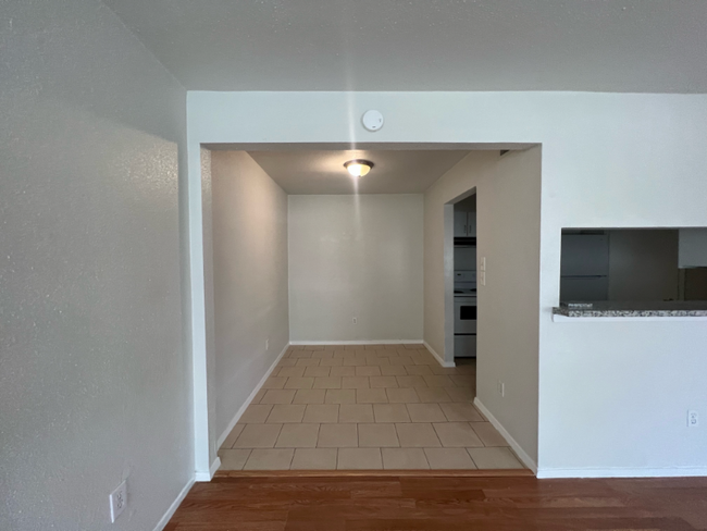 12651 Ashford Meadow Dr-Unit -A in Houston, TX - Building Photo - Building Photo