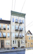 133 N 5th Ave in Mount Vernon, NY - Building Photo - Building Photo