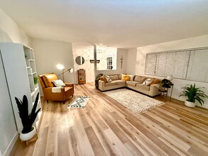 942 Ruby Dr in Vista, CA - Building Photo - Building Photo