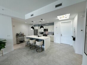 1111 Central Ave in Naples, FL - Building Photo - Building Photo