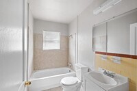 4922 Alvin St photo'