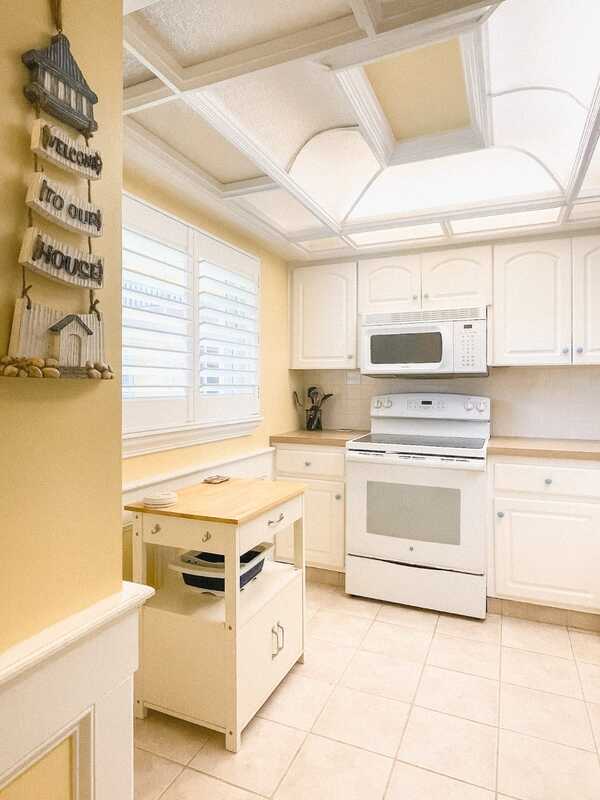 property at 10350 Imperial Point Dr W