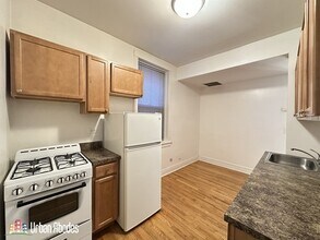 4609 N Western Ave, Unit A07W in Chicago, IL - Foto de edificio - Building Photo