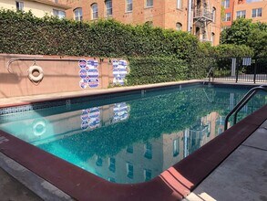 1849 Garfield Place Hollywood, CA 90028 in Los Angeles, CA - Foto de edificio - Building Photo