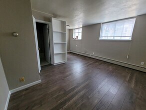 1707 Thomas Ave in St. Paul, MN - Building Photo - Building Photo
