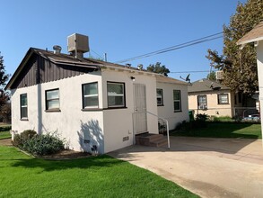 1000 Woodrow Ave in Bakersfield, CA - Building Photo - Building Photo