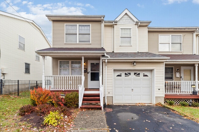 283 Muhammad Ali Ave in Newark, NJ - Building Photo - Building Photo