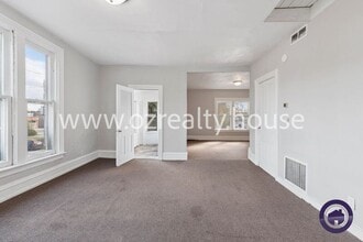 1016 Mallet St in Toledo, OH - Building Photo - Building Photo