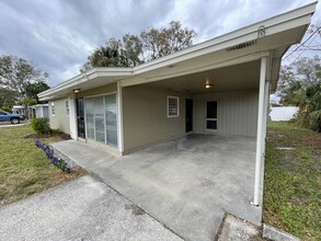 4427 W Montgomery Ave in Tampa, FL - Building Photo - Building Photo