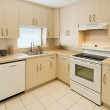 10835 SW 112th Ave, Unit 206 in Miami, FL - Building Photo - Building Photo