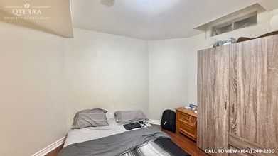 4652 Centretown Way in Mississauga, ON - Building Photo - Building Photo