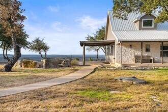 1161 Las Colinas Dr in Dripping Springs, TX - Building Photo - Building Photo