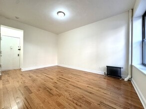 300 Fort Washington Avenue in New York, NY - Foto de edificio - Floor Plan