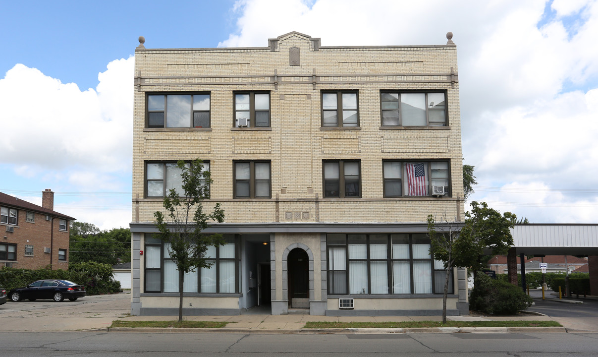 1415 Howard St in Evanston, IL - Foto de edificio