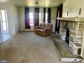 409 E Pittsfield St in Pennsville Township, NJ - Building Photo - Building Photo