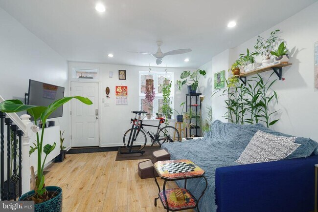 3045 Baltz St in Philadelphia, PA - Building Photo - Building Photo