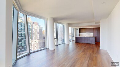 635 W 59th St in New York, NY - Building Photo - Building Photo