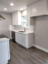 11216 Liberty School Rd in Azle, TX - Foto de edificio - Building Photo