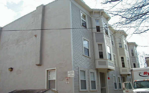 3 Vine Ave in Roxbury, MA - Foto de edificio