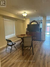 74 Pauline Crescent in Brampton, ON - Building Photo - Building Photo