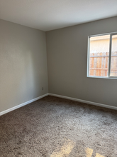 4225 Monhegan Way in Mather, CA - Building Photo - Building Photo