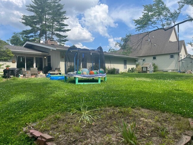 1501 Fawnvalley Dr in Des Peres, MO - Building Photo - Building Photo