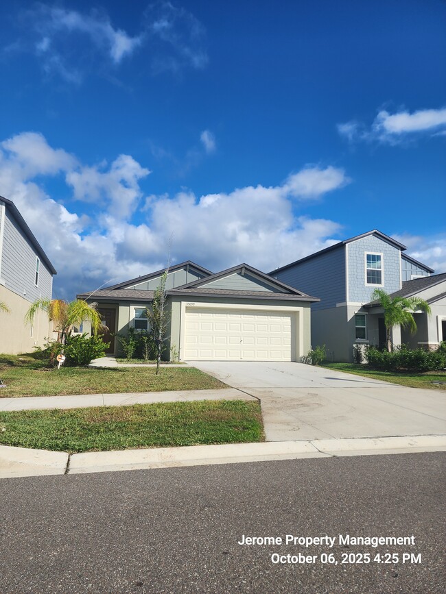 35099 Ackley Trce in Zephyrhills, FL - Building Photo - Building Photo