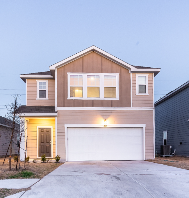 property at 224 Waterbuck Lp