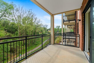 Reed Creek Greenway Apartments in Asheville, NC - Building Photo - Building Photo