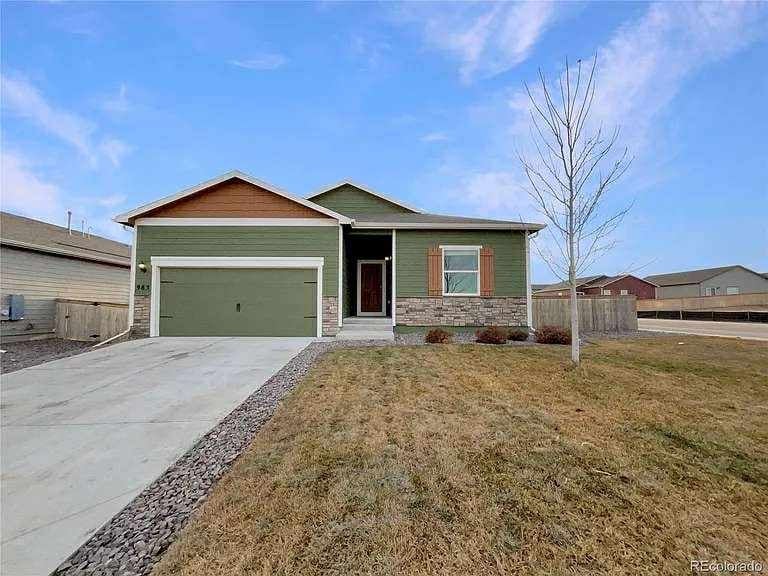 983 Cascade St in Severance, CO - Building Photo
