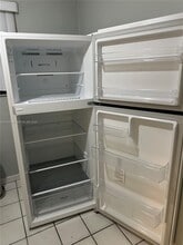 85 W 55th St in Hialeah, FL - Building Photo - Building Photo