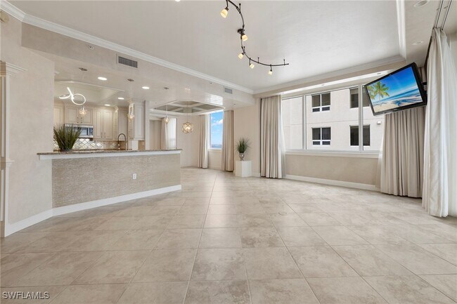 property at 2090 W First St
