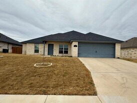 128 Elmer Ave in Burnet, TX - Building Photo