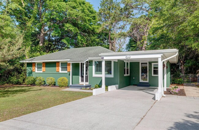 909 Francis Marion Dr in Wilmington, NC - Building Photo - Building Photo
